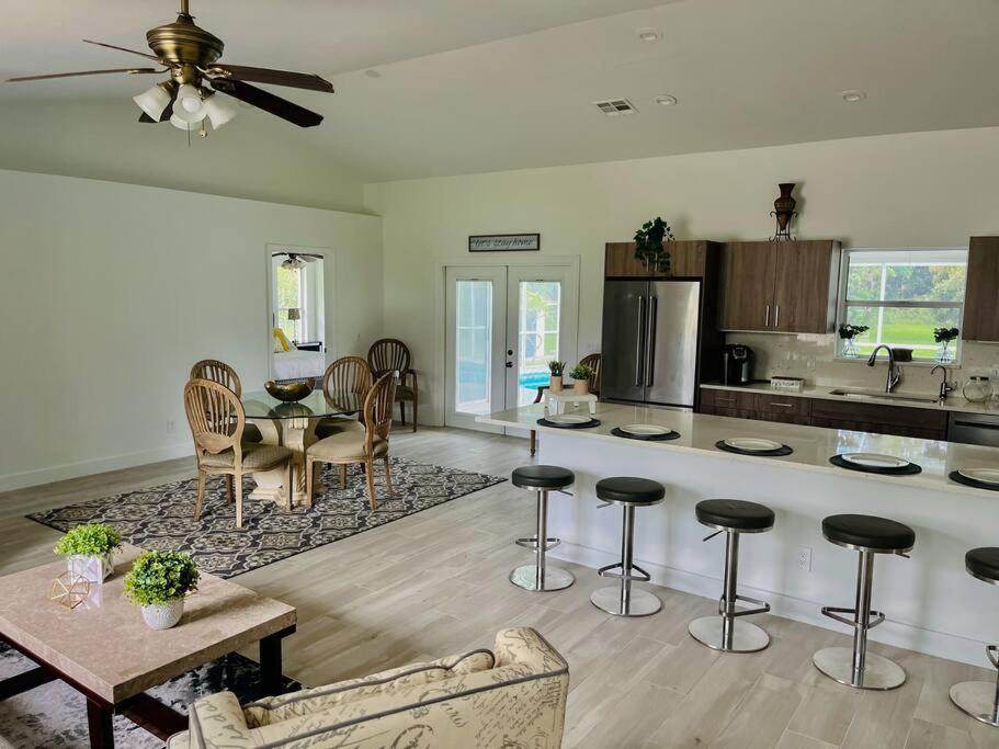 La Finca... Beautiful Countryside Home ! North North Naples エクステリア 写真