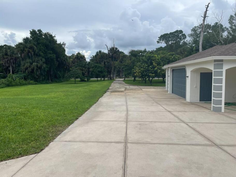 La Finca... Beautiful Countryside Home ! North North Naples エクステリア 写真